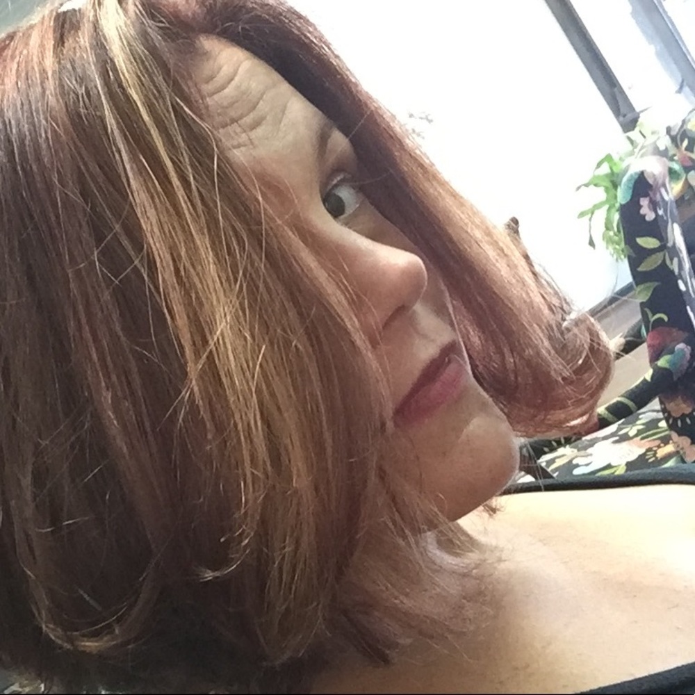 Meet your Posher, Nina